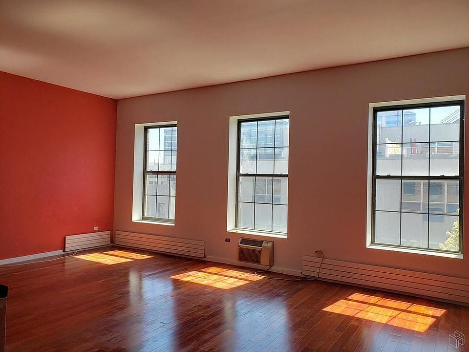 1st image of 5-03 50th Ave #4B