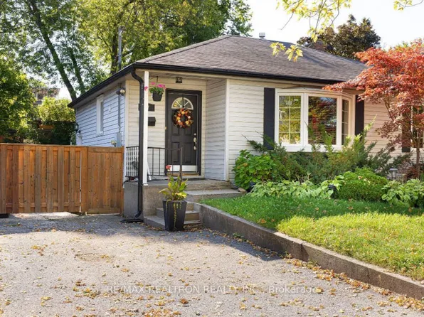 77 Highland Park Blvd, Markham, ON L3T 1B6