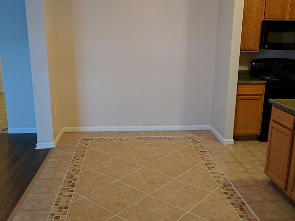 3rd image of 5892 W Fountain Cir