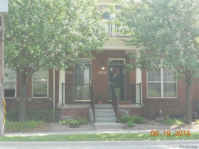 1st image of 484 Village Ln #1