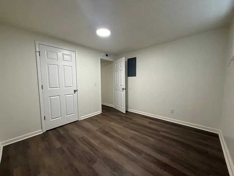 1343-1347 Jackson Hollow Rd — Photo 12