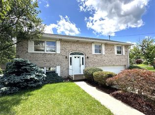133 Skyview Dr, Steubenville, OH 43953