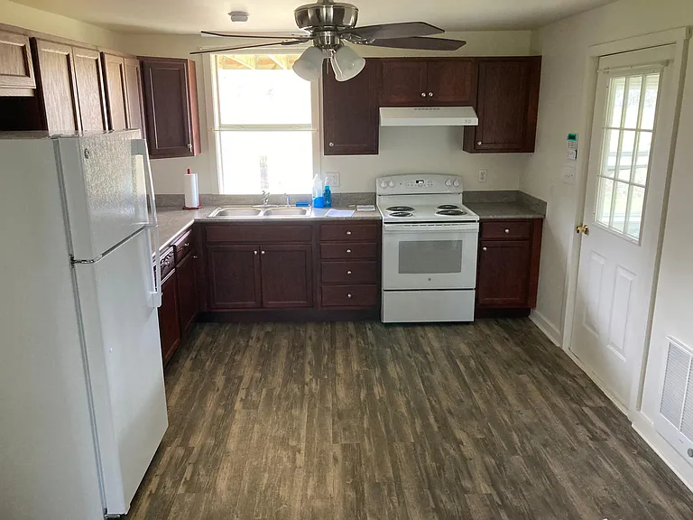 5091 Cherry Run Rd — Photo 5
