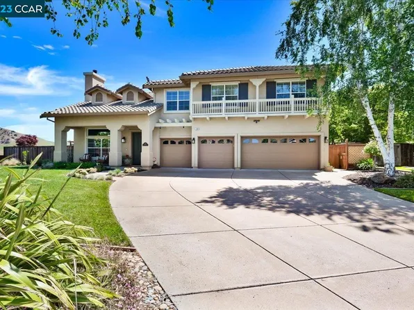 156 Lone Pine Ct, Clayton, CA 94517