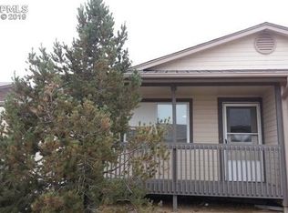327 Trapper Ln, Fountain, CO 80817