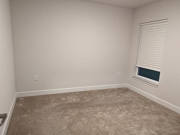 3rd image of 5842 NW Cullom Cir