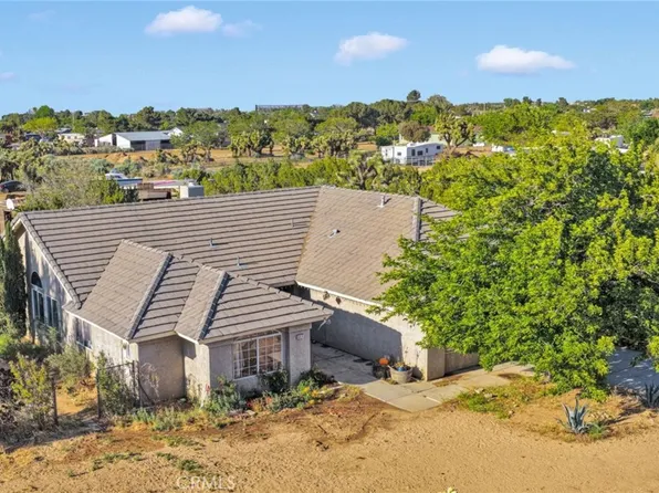 6414 Nielson Rd, Phelan, CA 92371