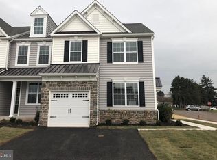 120 Woodwinds Dr, Collegeville, PA 19426