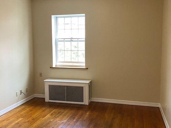 2nd image of 242 W 20th St APT 3F