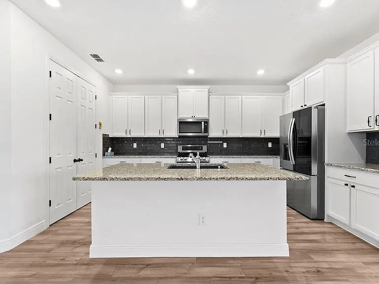 7322 34th Ct E — Photo 14