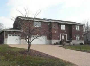 3907 Sterling Rd, Downers Grove, IL 60515