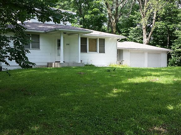 2nd image of 1541 Weber Dr