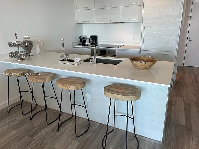 1300 S Miami Ave #3203 — Photo 3