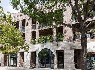 2140 W Division St APT 2, Chicago, IL 60622