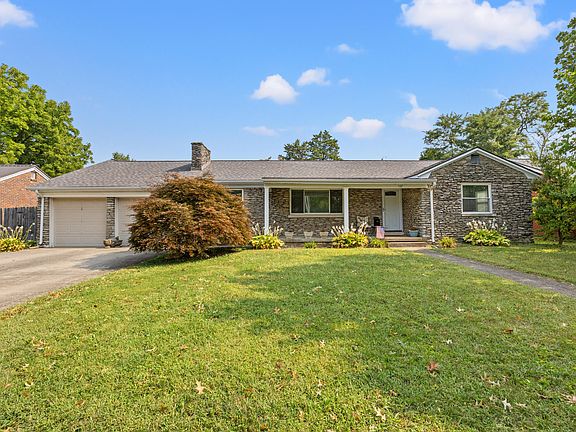 3rd image of 537 Springhill Dr