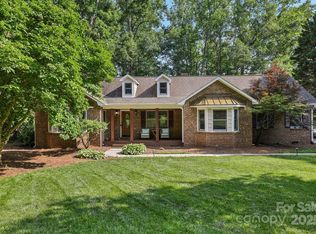 10311 Windtree Ln, Charlotte, NC 28215