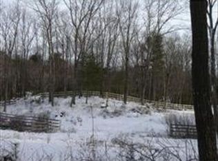 90 Forest Rd #C, Salisbury, MA 01952