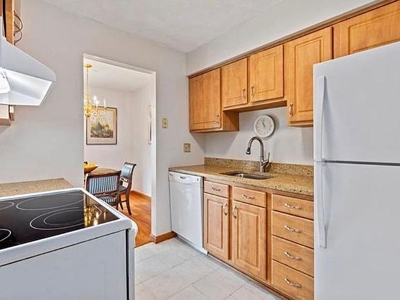 3rd image of 516 Brandywine Dr