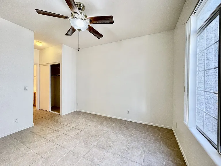 2201 Ramsgate Dr #915 — Photo 4