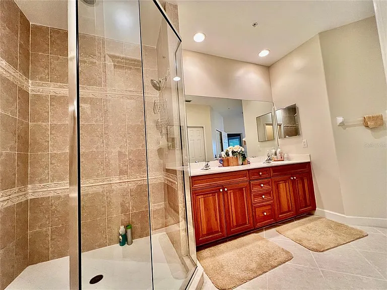 3304 Sunset Key Cir #D — Photo 21