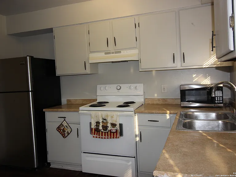 536 Southtrail Dr — Photo 9