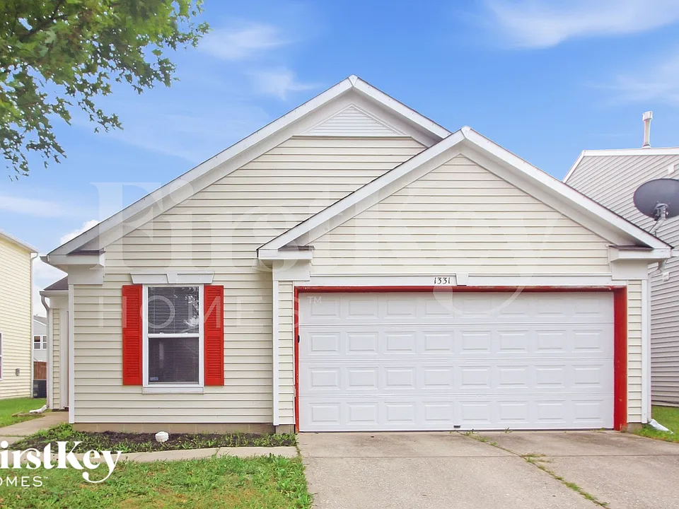 1331 Ellington Dr