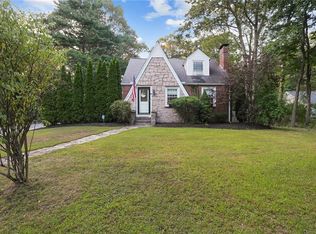 75 Smith Ave, Smithfield, RI 02828