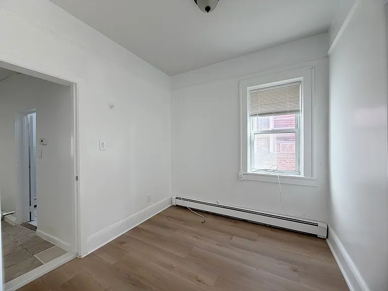 62 Farnham Ave #1 — Photo 8