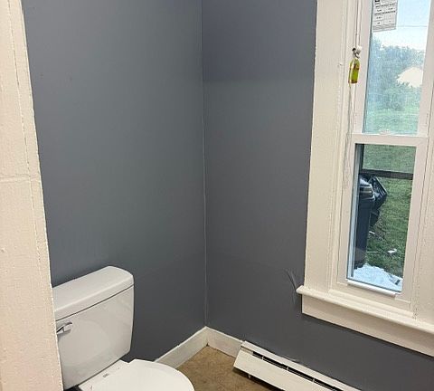 5th image of 342 N Everett Ave