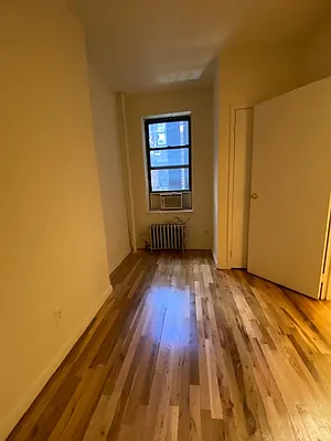 Rented by Cohen Smith Chang LLC | media 11