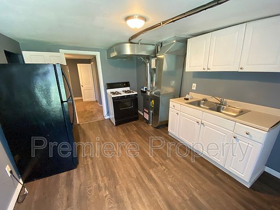 5th image of 513 1/2 Elizabeth Ave