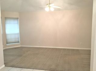 3951 E Peach Hollow Cir, Pearland, TX 77584