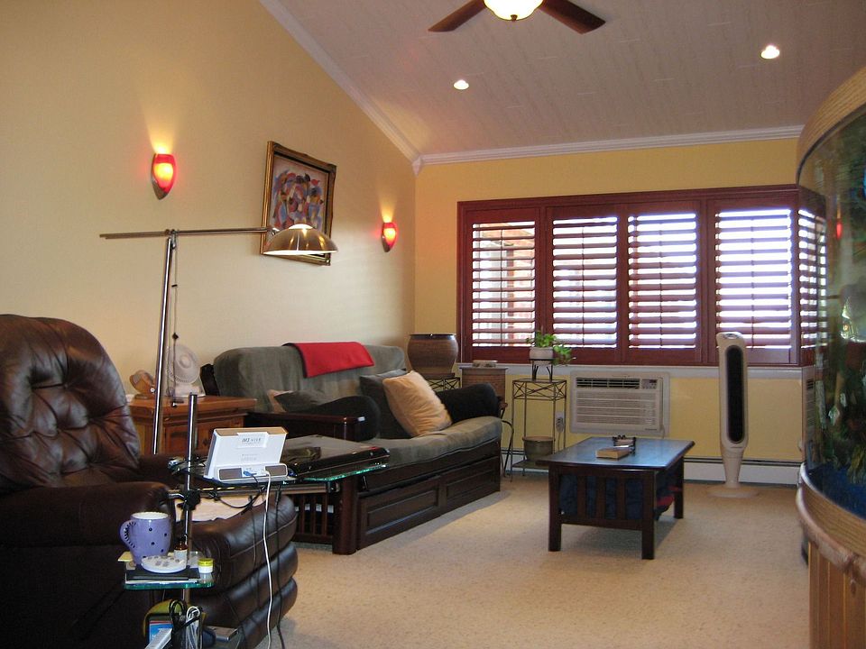 Living Room (1)