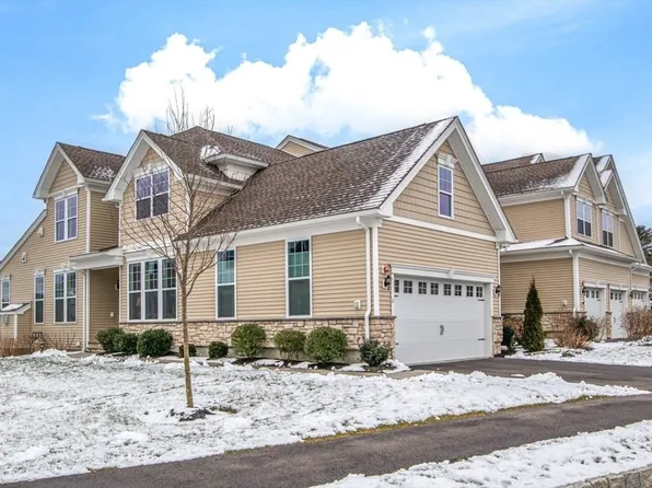 6 Henry Way #6, Millis, MA 02054