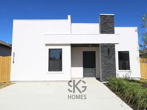 2nd image of 5714 Belle Dr