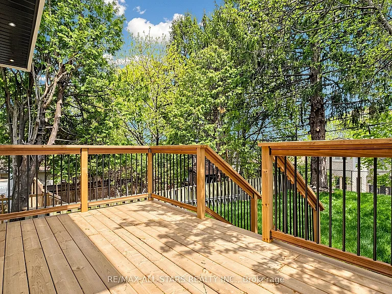 127 Banff Rd — Photo 42