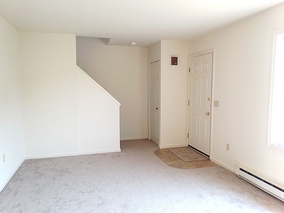 Entrance & Living Room