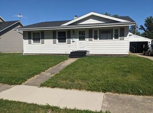 1414 Ann Ave, Dixon, IL 61021