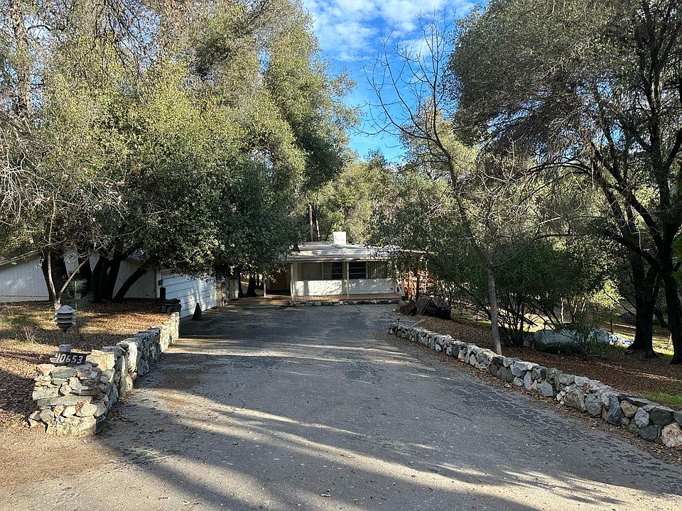 1st image of 40653 Hodges Hill Dr