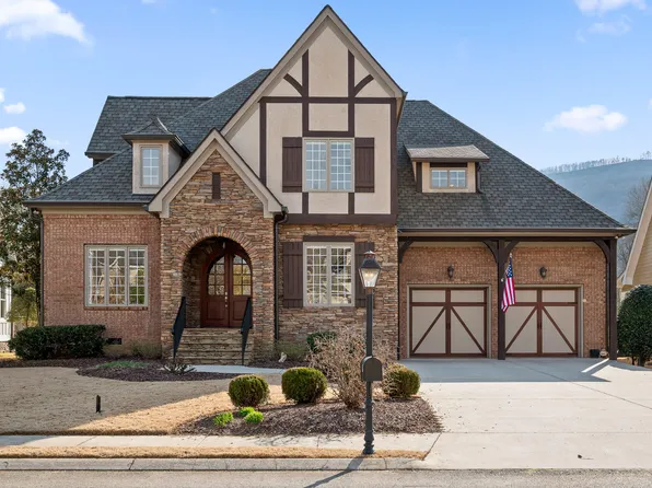 719 Black Creek Dr, Chattanooga, TN 37419
