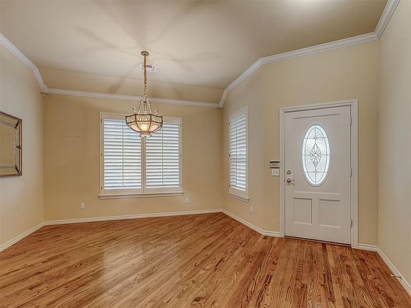 5th image of 3916 Prairie Hill Ct
