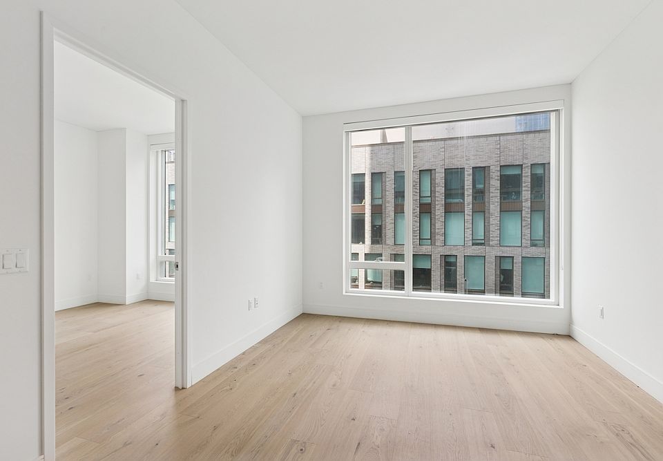 1st image of 312 W 43rd St #9H