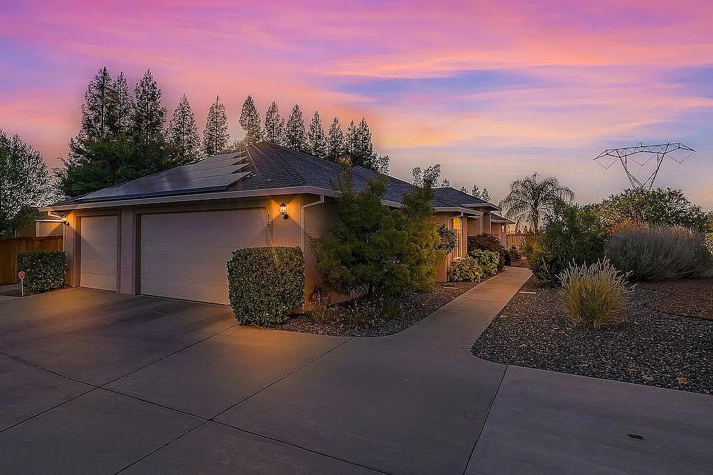 15 Sparrow Hawk Ln photo 1
