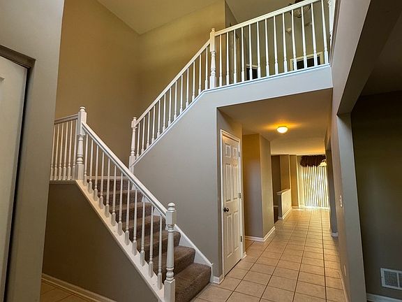 3rd image of 331 Berkeley Dr
