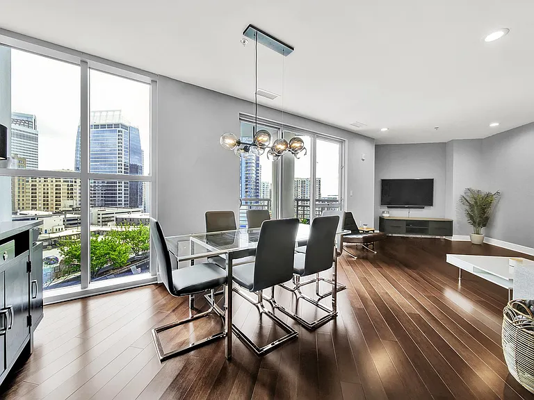 333 W Trade St #908 — Photo 14