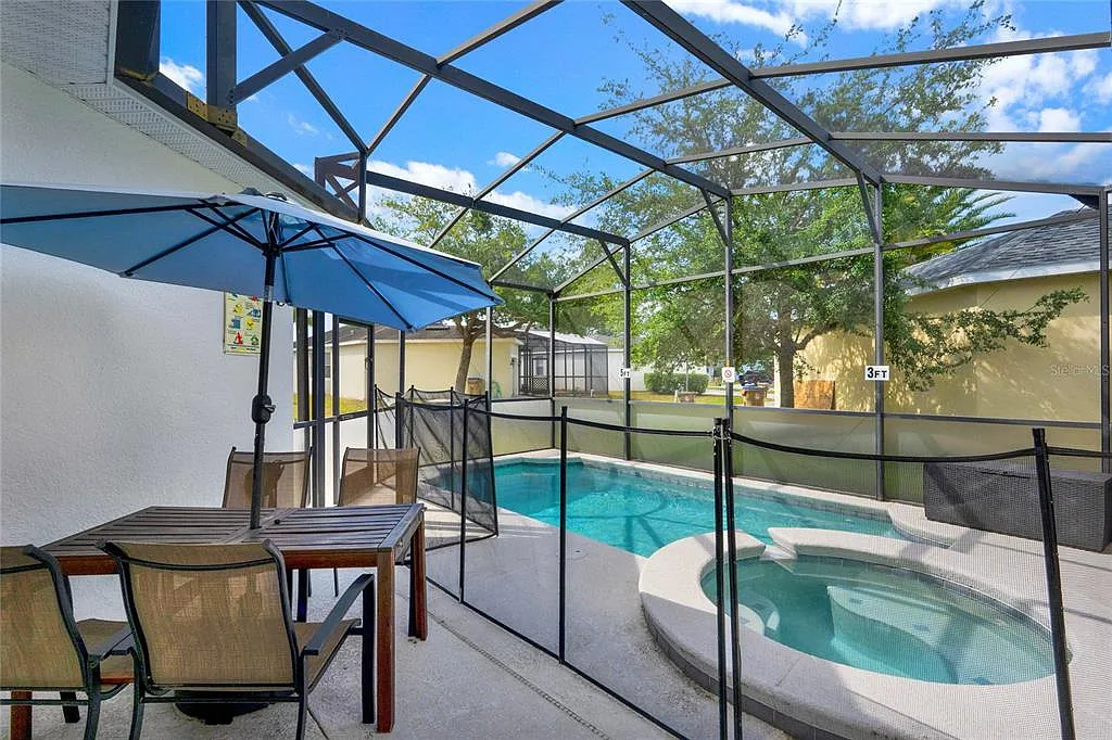 4 bed, 2182 sqft, $2,945 — Photo 4