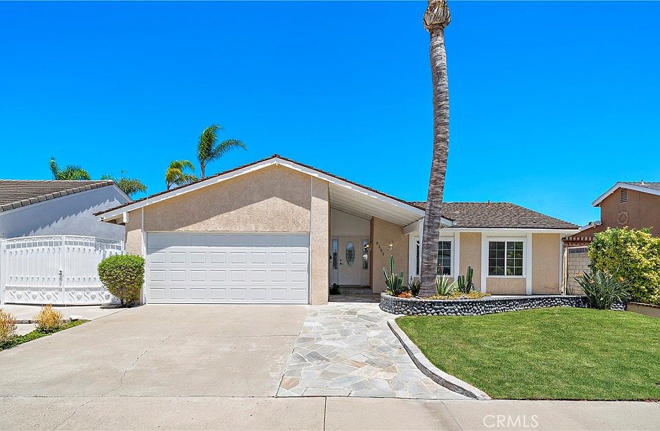 1st image of 9357 Warbler Ave