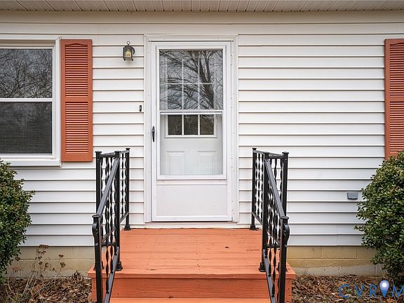 5th image of 1343 Windyknight Rd