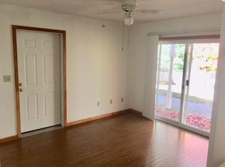 8 Beaver Pond Rd, Brunswick, ME 04011