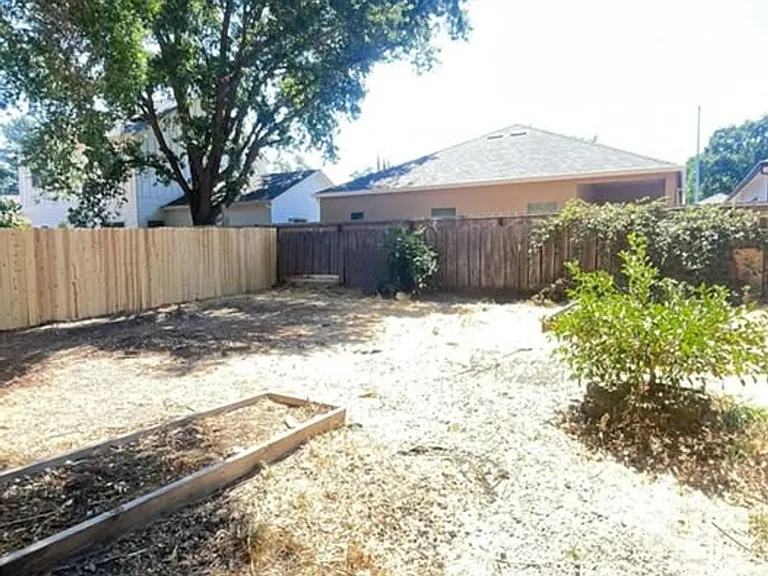 0600 - 836-942 Netters — Photo 7